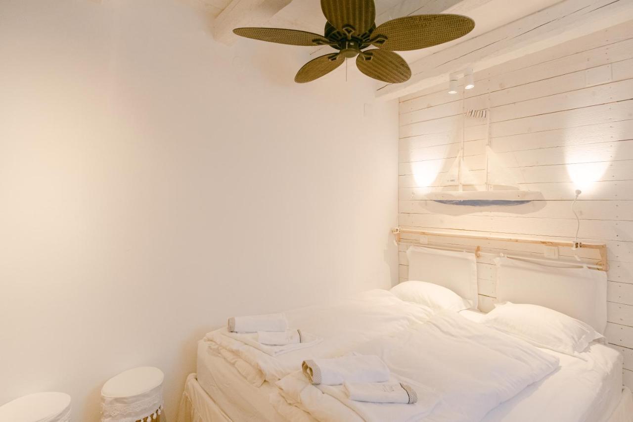 Romantic Stone House Double Room Kornić 外观 照片